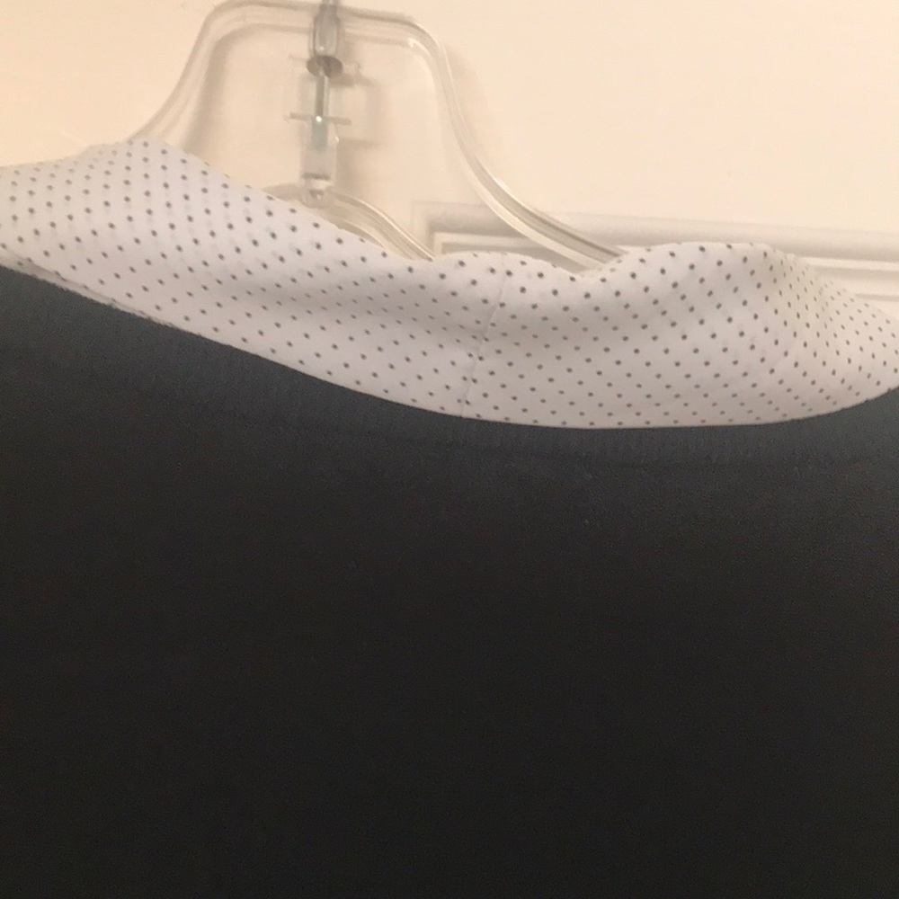 Sweater - Picture 4 of 4